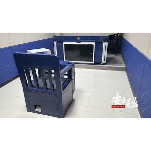 审讯桌：司法空间中的权力象征与信息枢纽