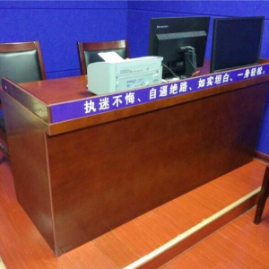 AZY-Z23型木质审讯桌