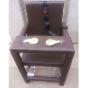 AZY-MR2型木质审讯椅