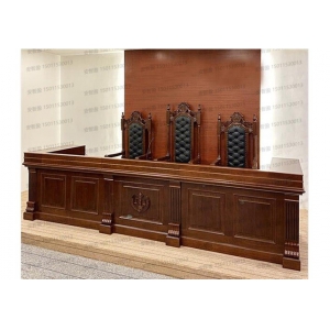 审判桌的生产制作过程