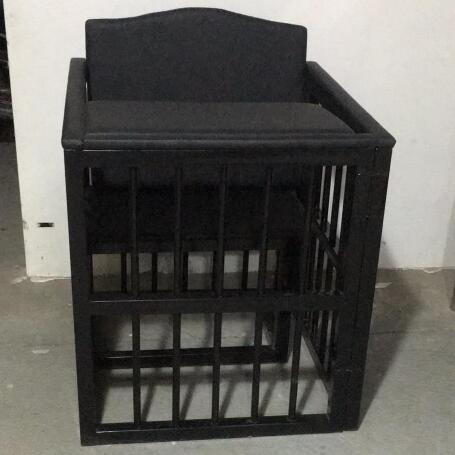 AZY-FRL3型铁质软包犯人栏(图1) AZY-FRL3型铁质软包犯人栏(图1)