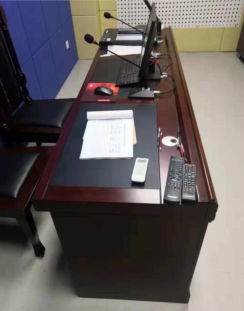 AZY-Z11型三位座审讯桌(图2) AZY-Z11型三位座审讯桌(图2)