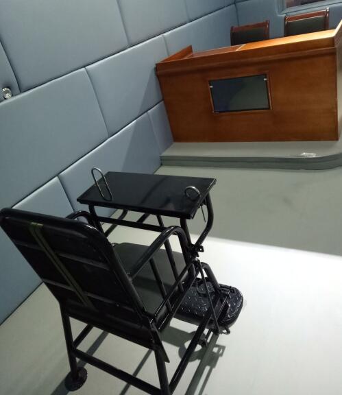 AZY-Z13型木质审讯桌(图2) AZY-Z13型木质审讯桌(图2)