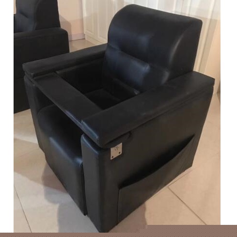 AZY-YS2型软包审讯椅(图1)