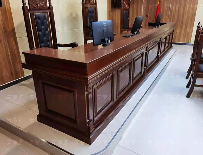 在选择法庭家具时要注意啥？(图1)