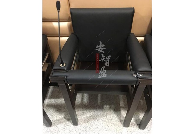 软包木质审讯椅在制作过程中有什么标准？(图1)