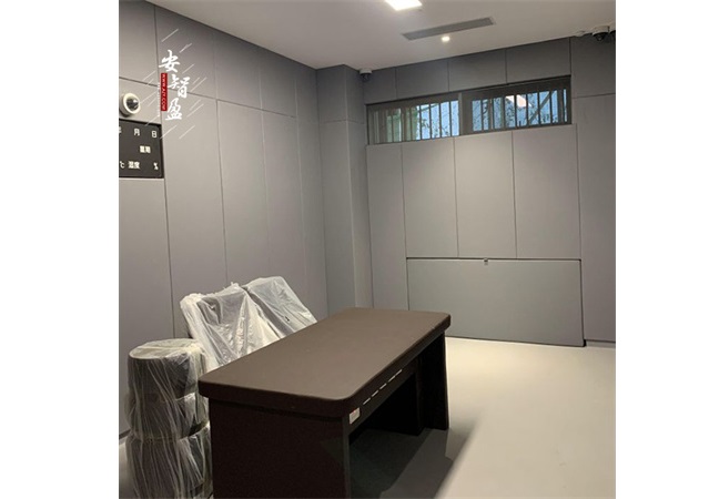 留置室防撞软包桌椅和墙面的安装指南(图1) 留置室防撞软包桌椅和墙面的安装指南(图1)