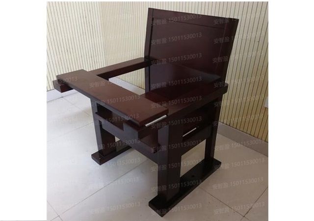 询问室用椅是普通的椅子吗？(图1)