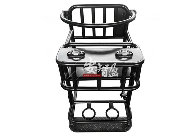 铁质讯问椅和不锈钢审讯椅哪个更耐用？(图1)