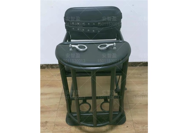 软包铁质审讯椅的特点(图1)