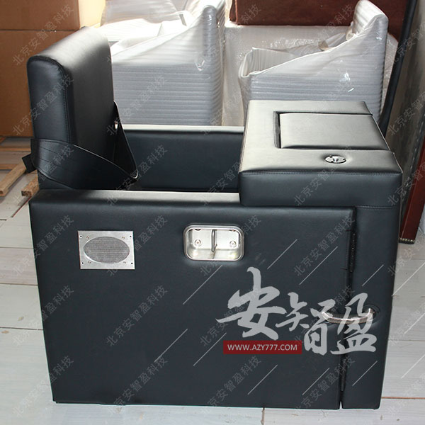 软包木质审讯椅