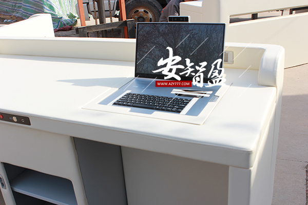 AZY-ZNZ-61型全软包审讯桌