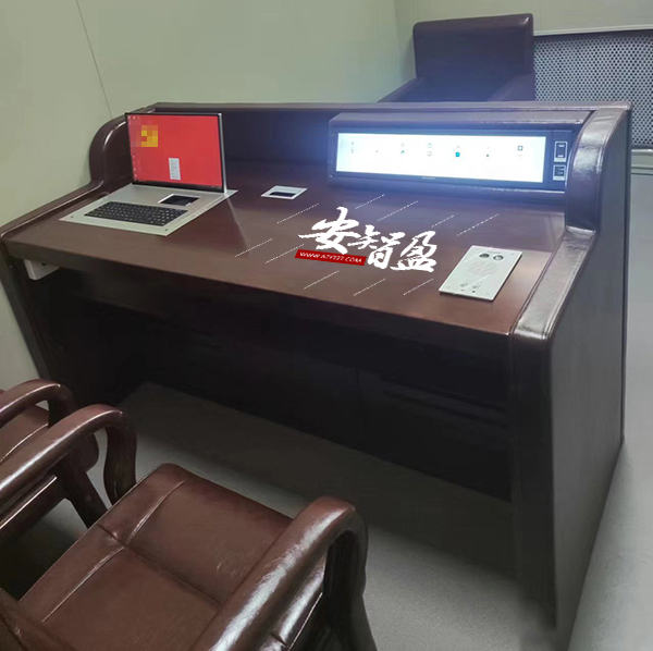 AZY-SXZ-61型软包木质审讯桌(图1)